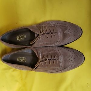 Bass women lace-up